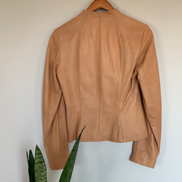 Danier lamb leather camel coloured jacket - Picture 2 of 7